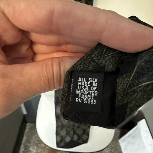 Men's Axis Silk Neck Tie Heathered Dark Green Made In The USA 60.5" L 4" W - Picture 4 of 5